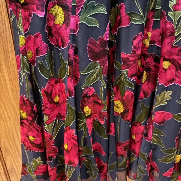 Alice and Olivia ELZA FLORAL DRAWSTRING MAXI SKIRT in California Poppy [12] - Picture 4 of 5